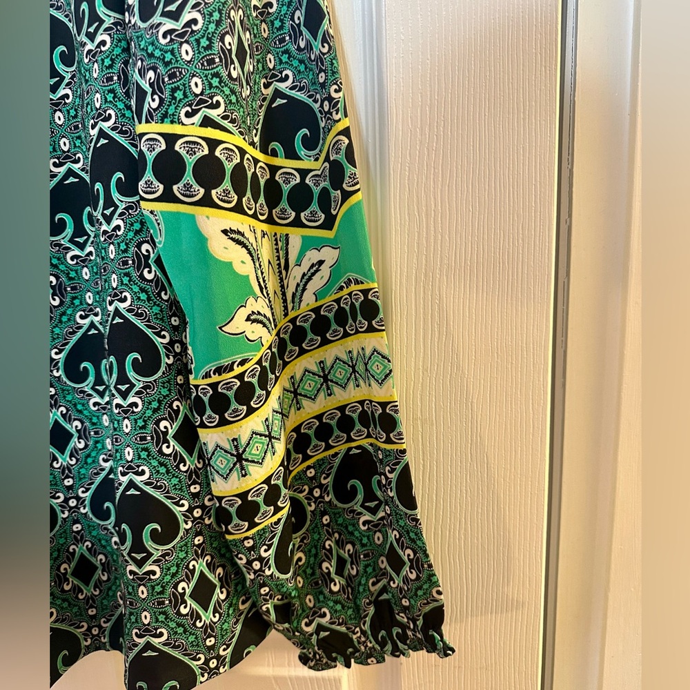 LOFT Medium Long Sleeve Vibrant Green Geometric Floral Paisley Print Blouse - Picture 4 of 6